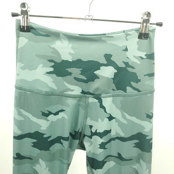 Beyond Yoga High Rise Camo Print Ankle Leggings S Green - Picture 5 of 16